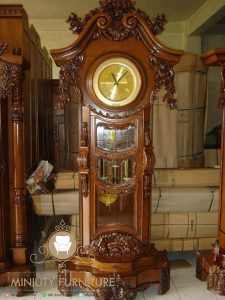 jam hias dinding, jam hias pajangan mewah modern, model jam hias terbaru, jam ukiran jepara, jam hiasan kamar , mebel jepara, ukiran jam mebel jepara, miniuty furniture