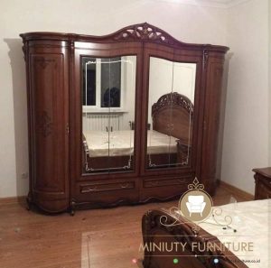 lemari pakaian duco model terbaru,Lemari Pakaian Kayu Jati Klasik Natural Wood Terbaru, Lemari Pakaian 4 Pintu, Model Lemari Pakaian Terbaru 2019, Lemari Pakaian Cat Duco, Lemari Baju Kayu Jepara, Harga Lemari Pakaian Jati Jepara, Jual Lemari Pakaian Kayu Jati Murah, lemari pakaian multiplek HPL minimalis, Furniture Lemari Pakaian Klasik, Mebel Jepara, Furniture Jepara, Miniuty Furniture